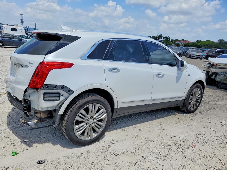 2018 CADILLAC XT5 PREMIUM LUXURY — Фото 3 из 13