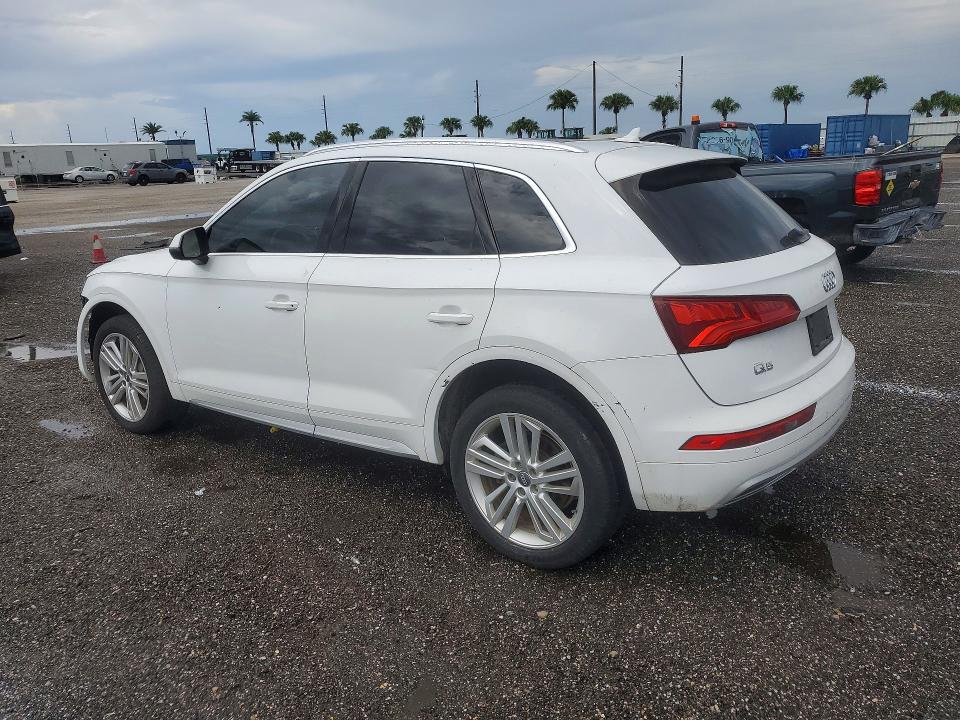 WA1BNAFY1J2078042 2018 AUDI Q5 photo no. 2