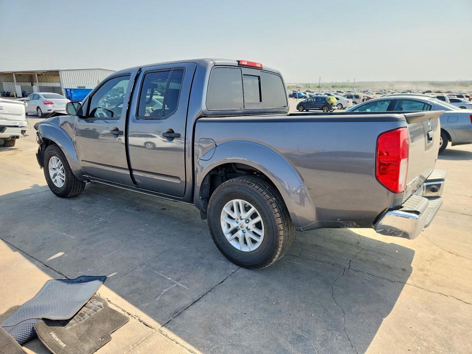2018 NISSAN FRONTIER SV — Фото 2 из 12