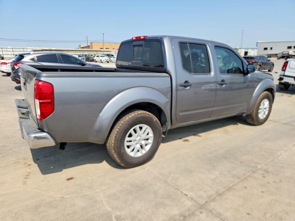 2018 NISSAN FRONTIER SV — Фото 3 из 12