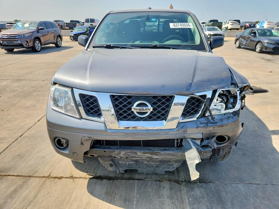 2018 NISSAN FRONTIER SV — Фото 5 из 12