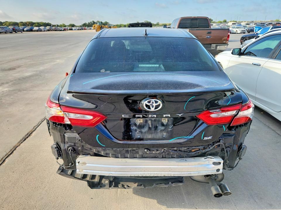2018 TOYOTA CAMRY SE — Фото 6 из 13