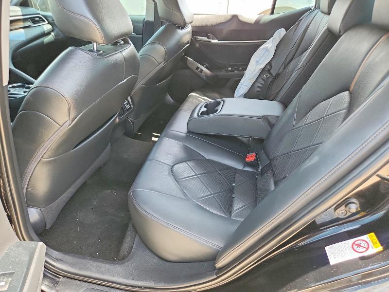 2018 TOYOTA CAMRY XLE — Фото 10 из 12