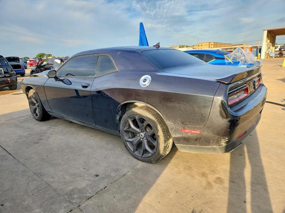 2C3CDZAG5JH333863 2018 DODGE CHALLENGER photo no. 2