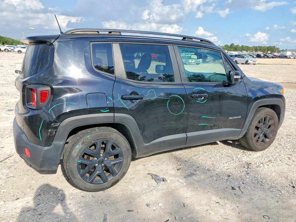 2018 JEEP RENEGADE LATITUDE — Фото 3 из 13