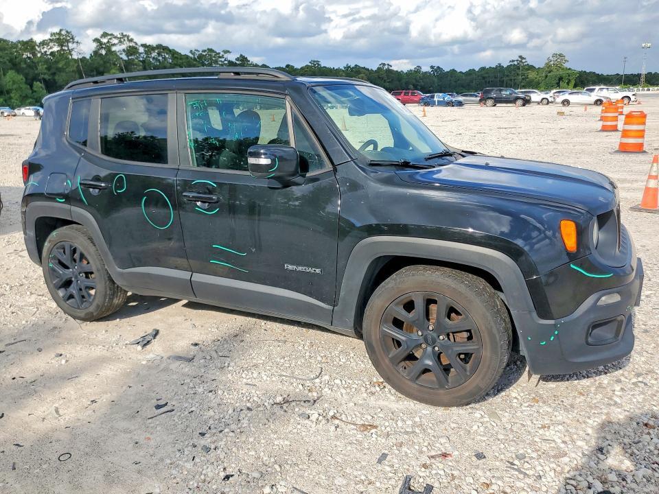 2018 JEEP RENEGADE LATITUDE — Фото 4 из 13