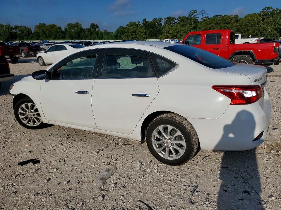 2018 NISSAN SENTRA SV — Фото 2 из 13
