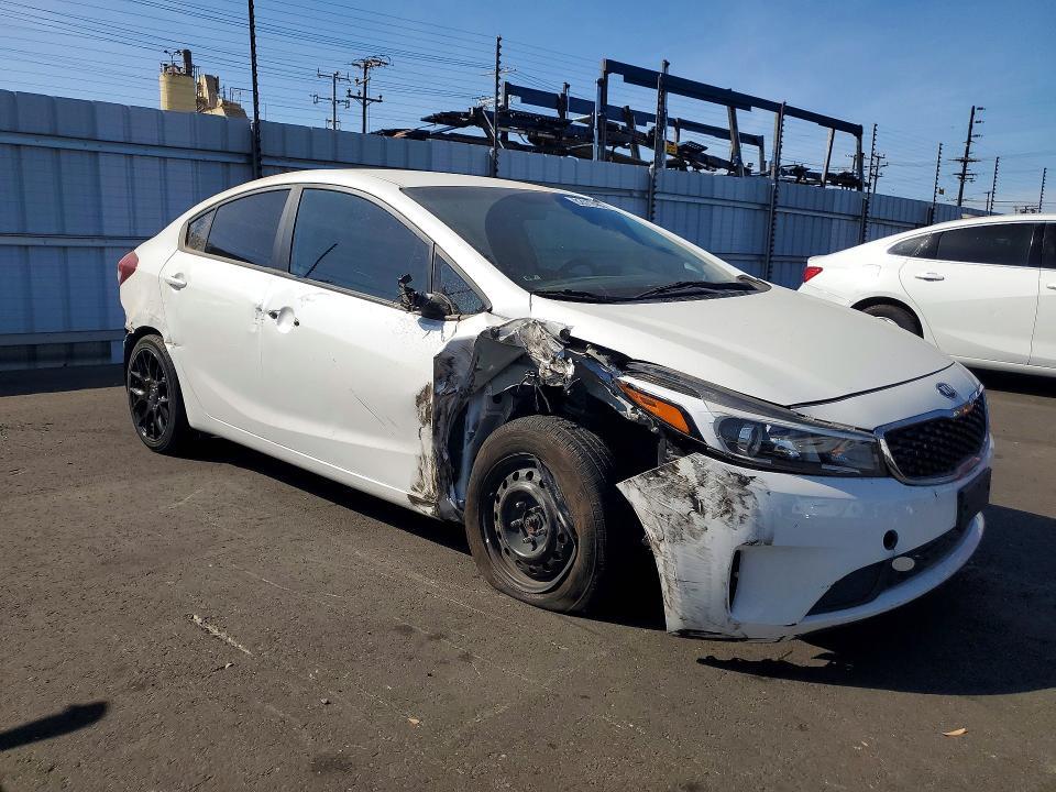 2018 KIA FORTE LX — Фото 4 из 13