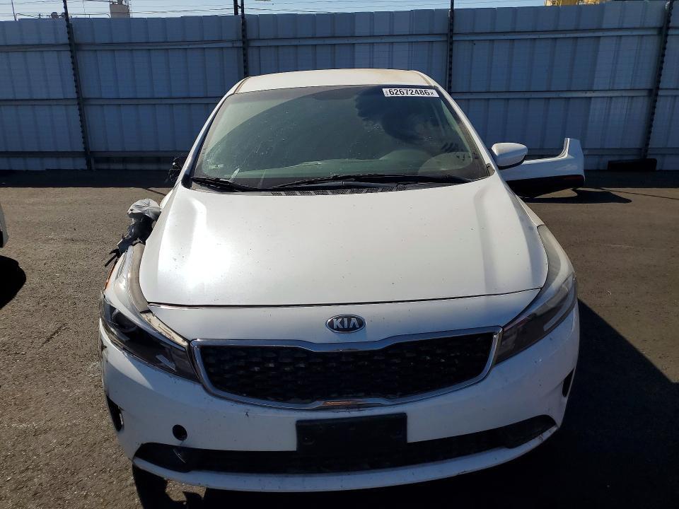 2018 KIA FORTE LX — Фото 5 из 13