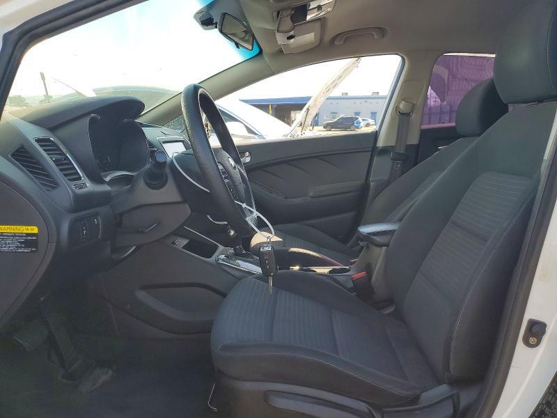 2018 KIA FORTE LX — Фото 7 из 13
