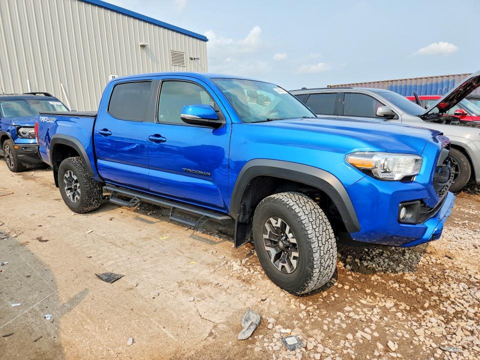 2017 TOYOTA TACOMA TRD OFF-ROAD — Фото 4 из 12