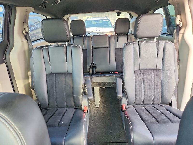 2017 DODGE GRAND CARAVAN SXT — Фото 10 из 13
