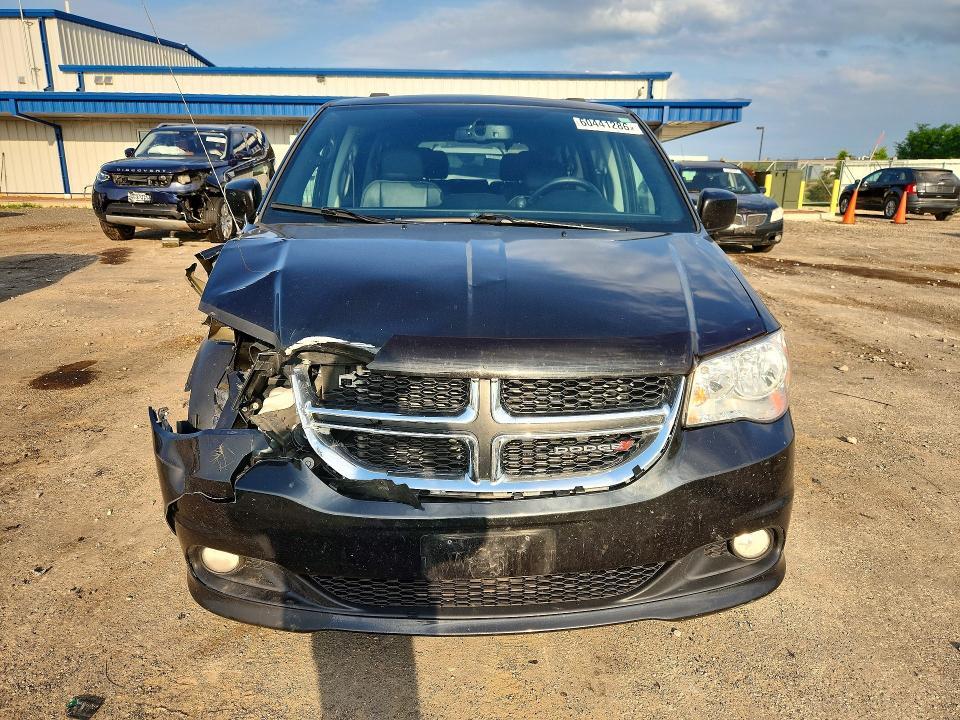 2017 DODGE GRAND CARAVAN SXT — Фото 5 из 13