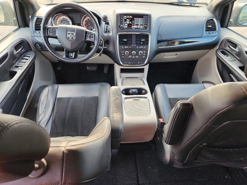 2017 DODGE GRAND CARAVAN SXT — Фото 8 из 13