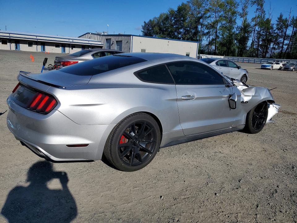 2017 FORD MUSTANG GT — Фото 3 из 13