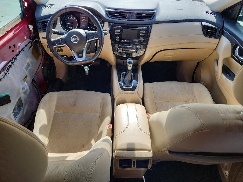 2017 NISSAN ROGUE SV — Фото 8 из 14