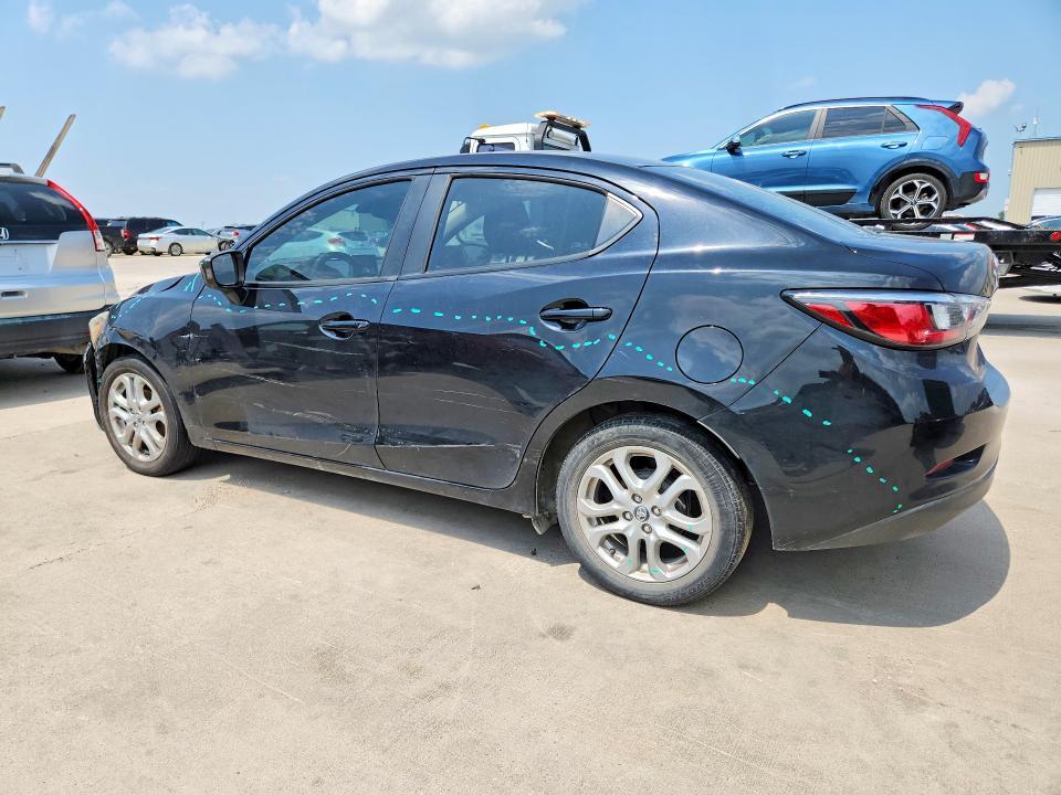 2017 TOYOTA YARIS IA BASE — Фото 2 из 12