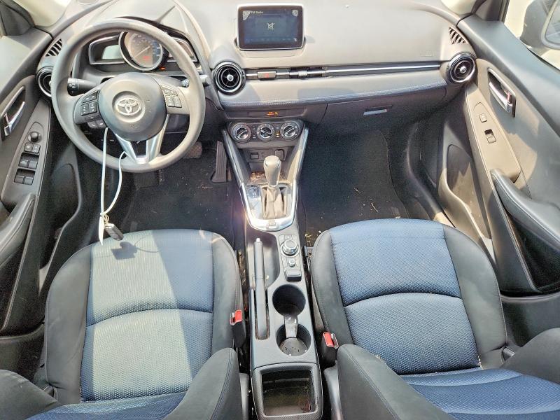 2017 TOYOTA YARIS IA BASE — Фото 8 из 12
