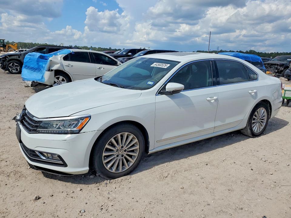 2017 VOLKSWAGEN PASSAT