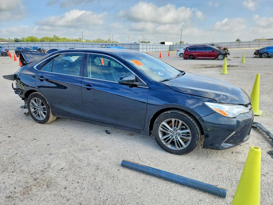 4T1BF1FK9HU787973 2017 TOYOTA CAMRY photo no. 4