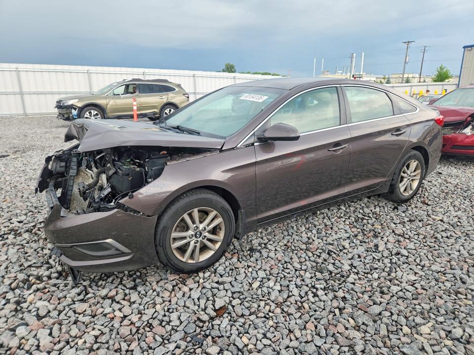 5NPE24AFXGH289864 2016 HYUNDAI SONATA photo no. 1
