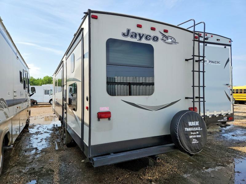 1UJBJ0BS8G1TR0757 2016 JACO JAY FLIGHT TRV TRAIL photo no. 3