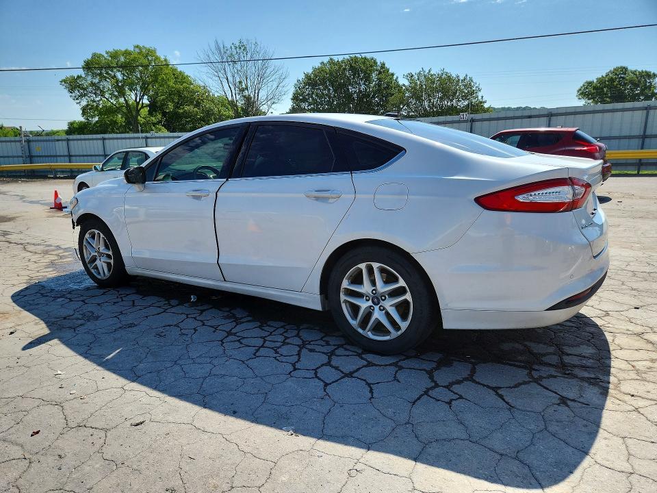 2016 FORD FUSION SE — Фото 2 из 13