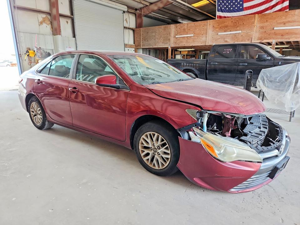 2016 TOYOTA CAMRY LE — Фото 4 из 12
