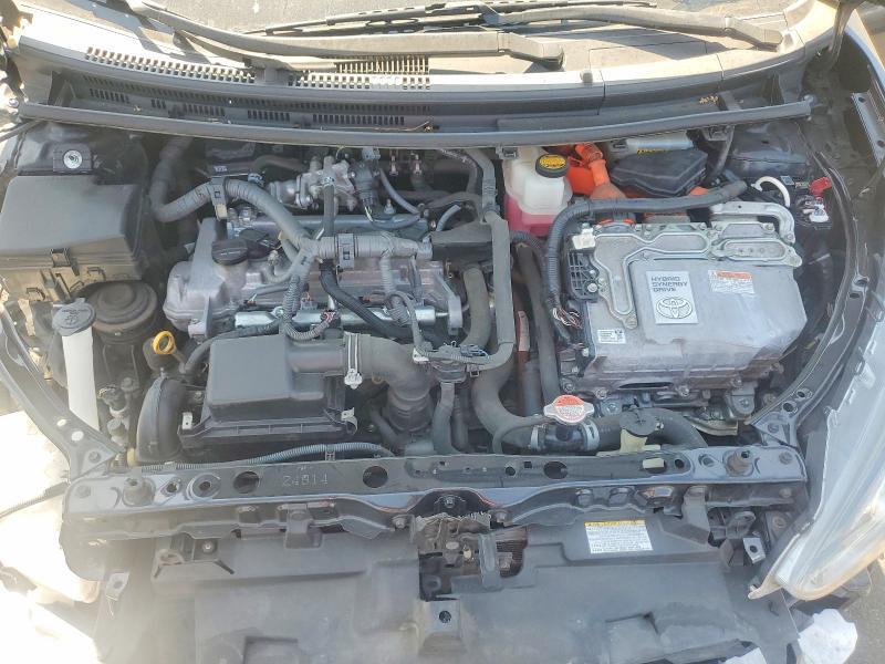 2016 TOYOTA PRIUS C TWO — Фото 11 из 13