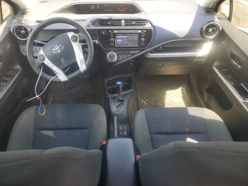 2016 TOYOTA PRIUS C TWO — Фото 8 из 13