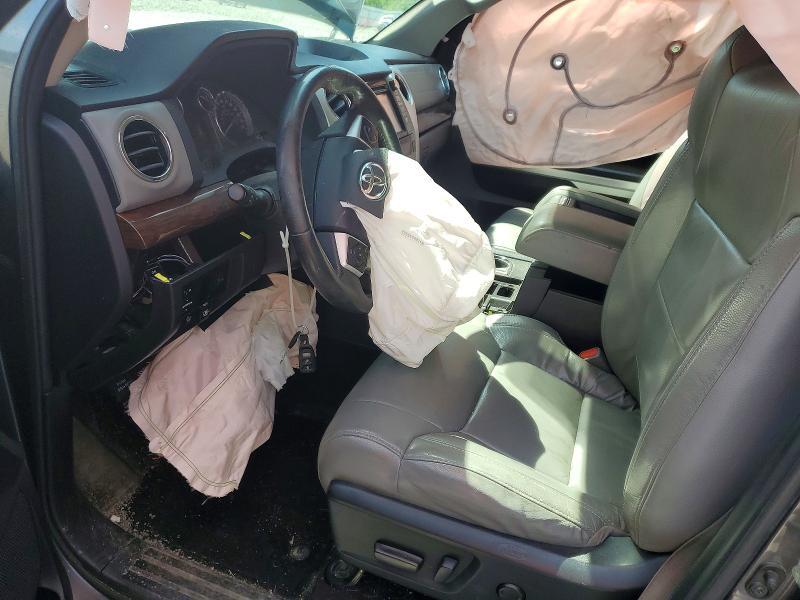 2016 TOYOTA TUNDRA DOUBLE CAB LIMITED — Фото 8 из 13