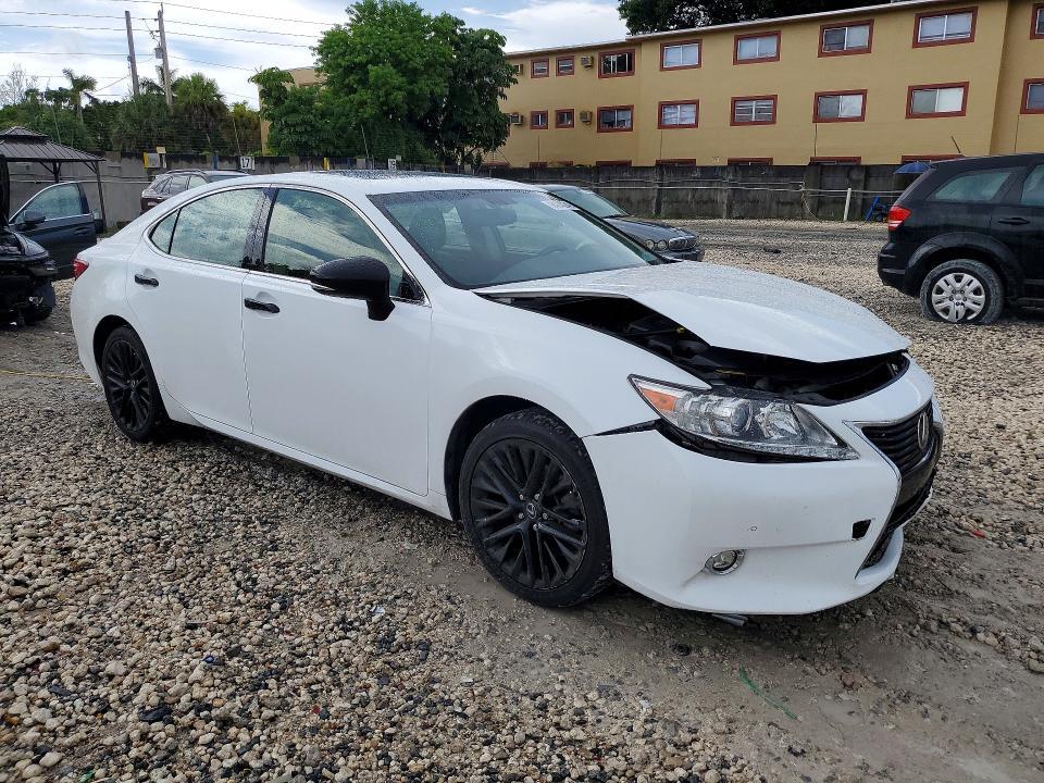 2015 LEXUS ES 350 — Фото 4 из 12