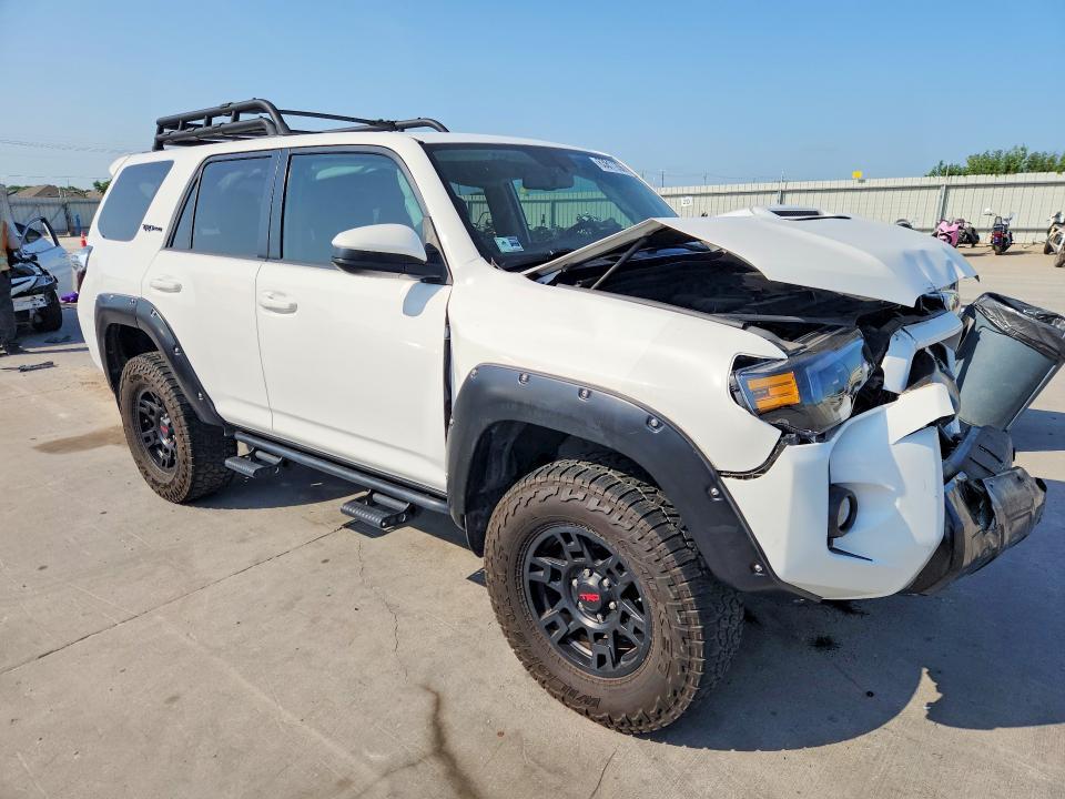 2015 TOYOTA 4RUNNER TRD PRO — Фото 4 из 13