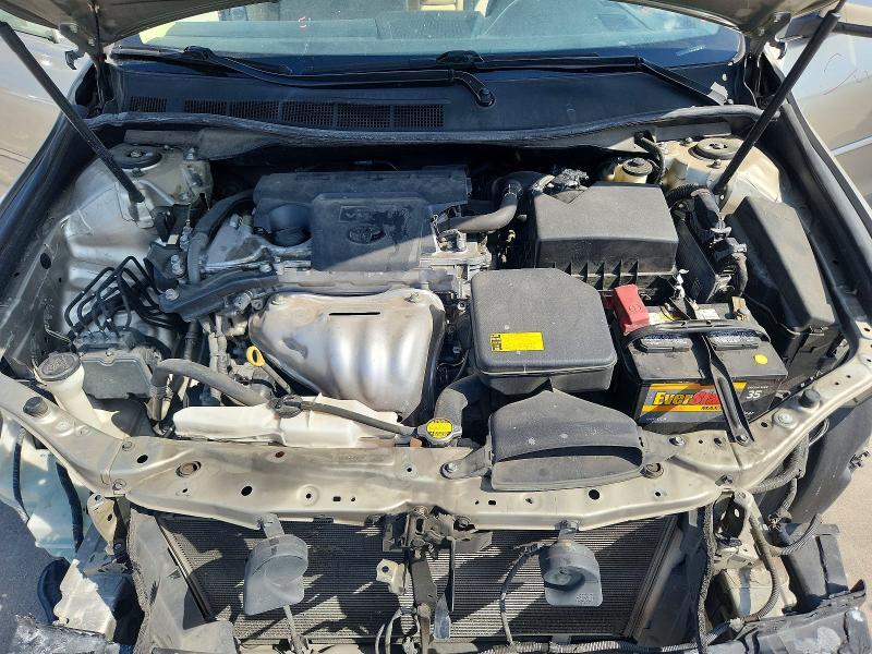 2015 TOYOTA CAMRY LE — Фото 11 из 12