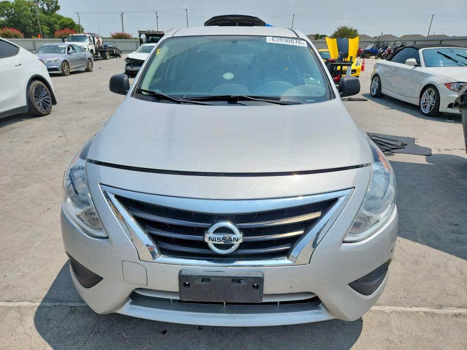 2015 NISSAN VERSA 1.6 S — Фото 5 из 12