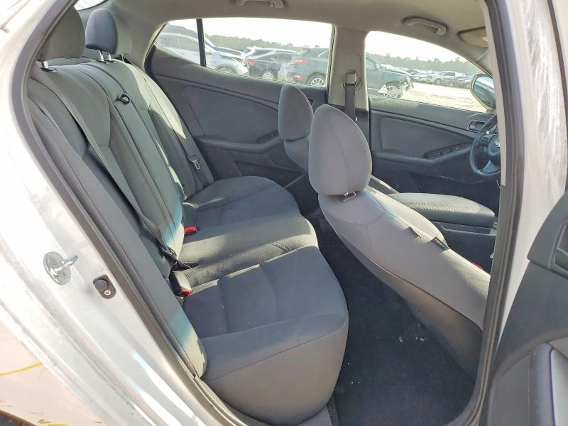 2015 KIA OPTIMA LX — Фото 10 из 13