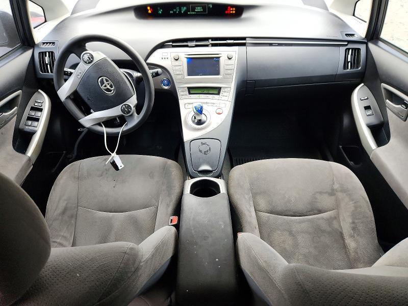 2015 TOYOTA PRIUS TWO — Фото 8 из 12
