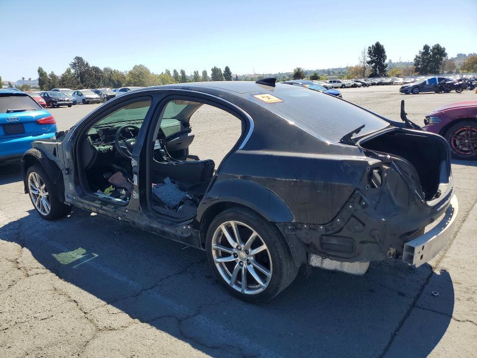 6G3F15RW1FL107466 2015 CHEVROLET SS photo no. 2
