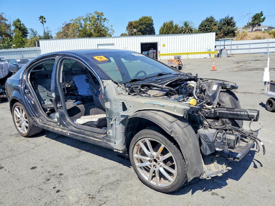 6G3F15RW1FL107466 2015 CHEVROLET SS photo no. 4