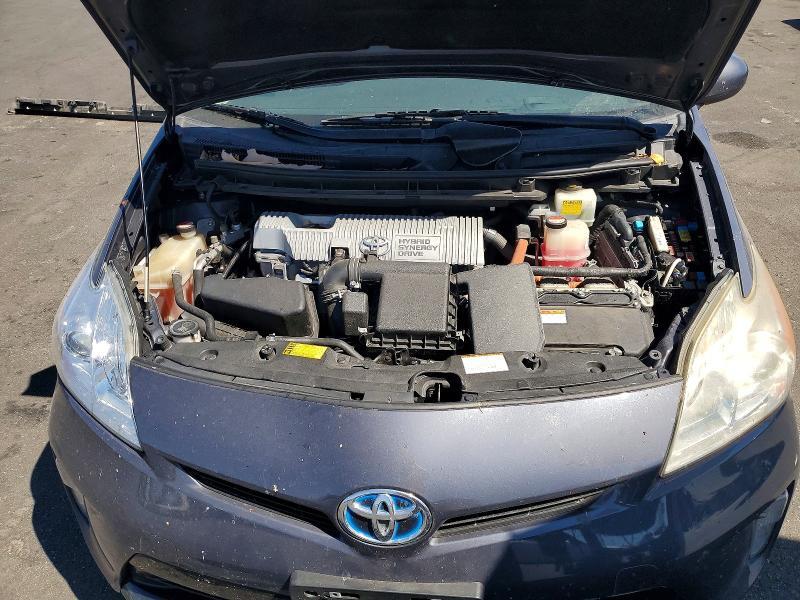 2015 TOYOTA PRIUS FOUR — Фото 11 из 13