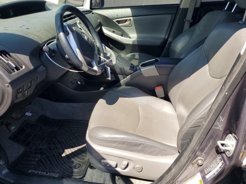 2015 TOYOTA PRIUS FOUR — Фото 7 из 13