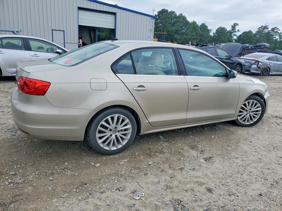 2014 VOLKSWAGEN JETTA TDI — Фото 3 из 13