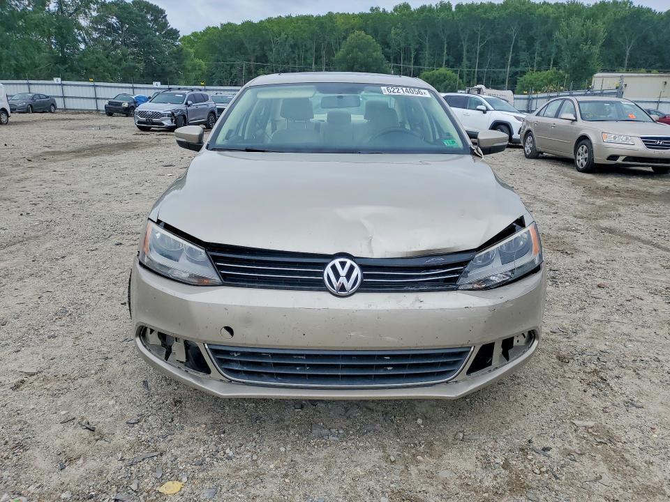 2014 VOLKSWAGEN JETTA TDI — Фото 5 из 13