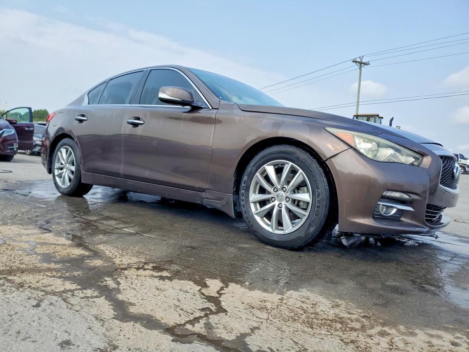 2014 INFINITI Q50 PREMIUM — Фото 4 из 12