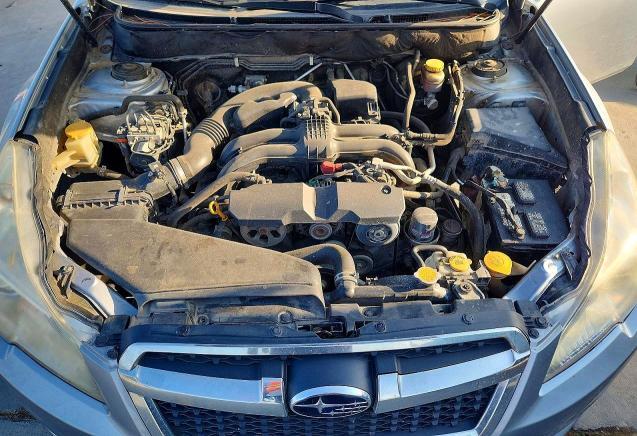 2014 SUBARU LEGACY 2.5I — Фото 11 из 12