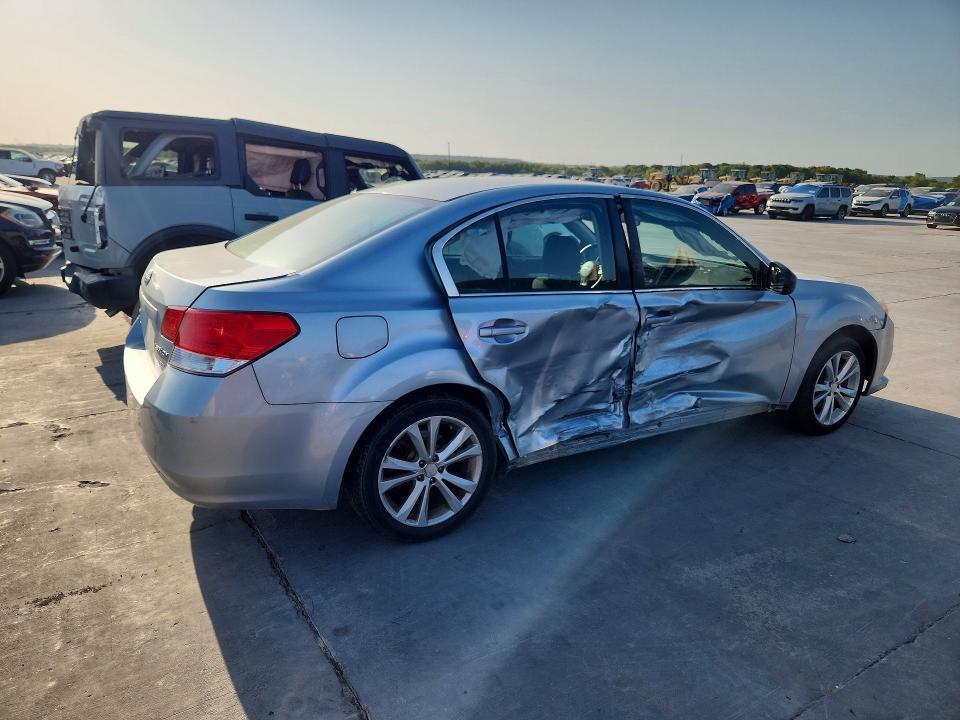2014 SUBARU LEGACY 2.5I — Фото 3 из 12