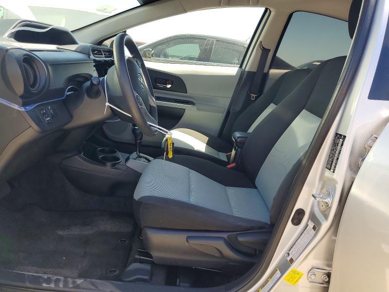 2014 TOYOTA PRIUS C TWO — Фото 7 из 12