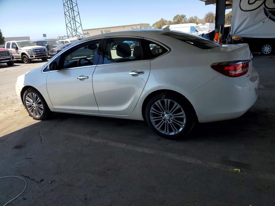 2014 BUICK VERANO PREMIUM — Фото 2 из 13