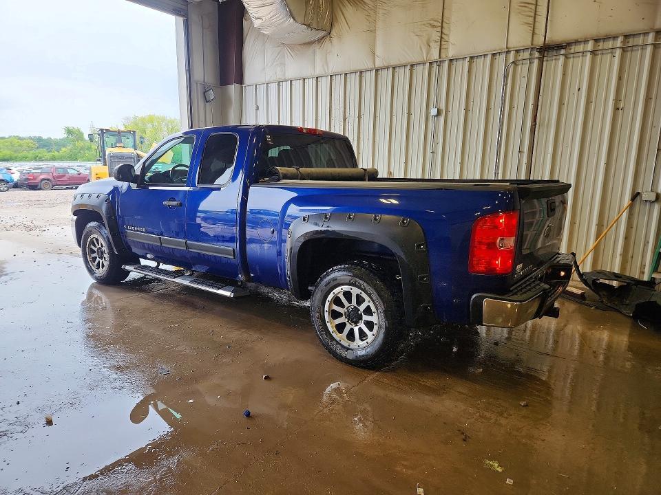 2013 CHEVROLET SILVERADO K1500 LT — Фото 2 из 12