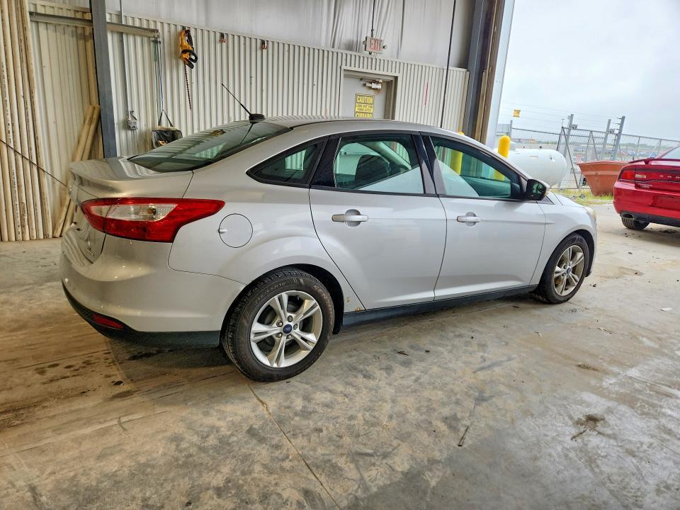 2013 FORD FOCUS SE — Фото 3 из 12